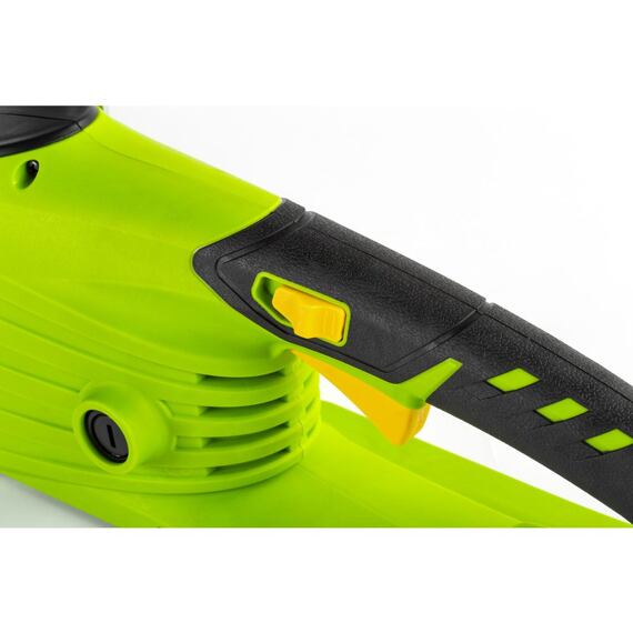 FIELDMANN FZP 2030-E elektrická reťazová píla 2400W, 40cm, 3/8", 1,3mm