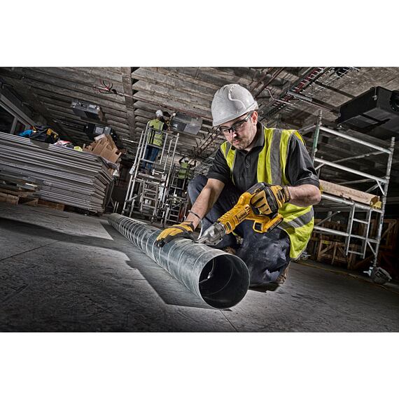 DeWalt DCS491NT aku prostřihovač na plech 18V, střih max.1,0mm v nerezu, bez baterie, kufr TSTAK