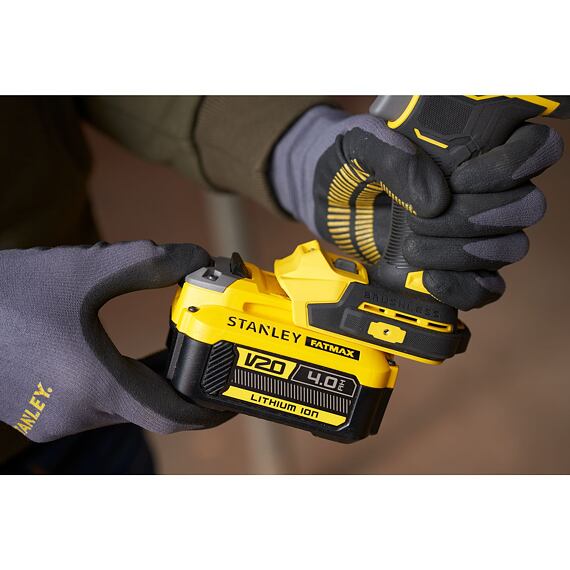 STANLEY SFMCF940B aku rázový utahovák FATMAX V20, 18V, 1/2", 949Nm, bez baterie