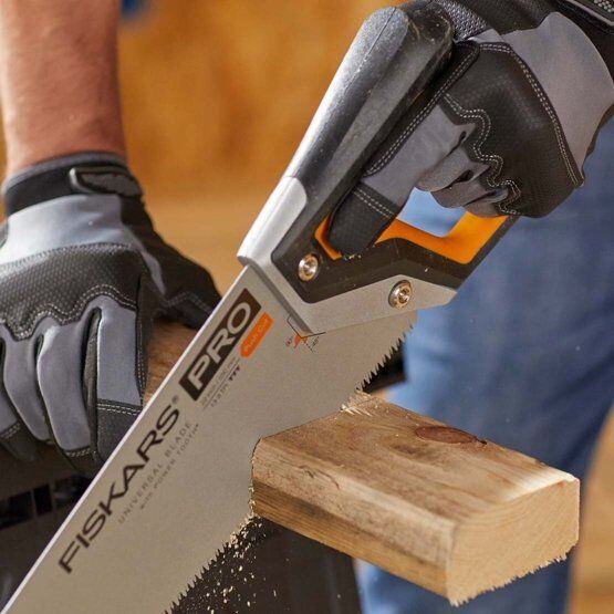 FISKARS 1062916 pilka stavební Pro POWER TOOTH 55cm, 7TPI