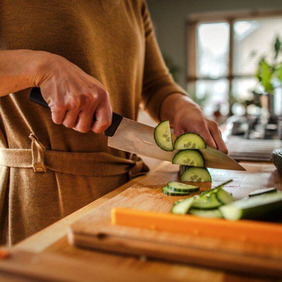 FISKARS nůž kuchařský 21cm FunctionalForm