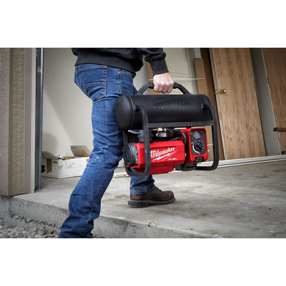 MILWAUKEE M18 FAC-0 aku kompresor 18V, 48l/min., max.tlak 9,31 bar, bez baterie