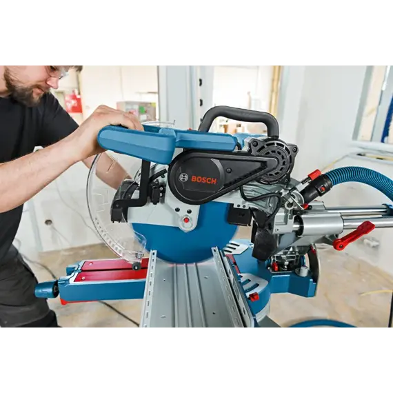 BOSCH GCM 12 SDE pokosová pila se zákluzem, 305mm, řez až 85*370mm