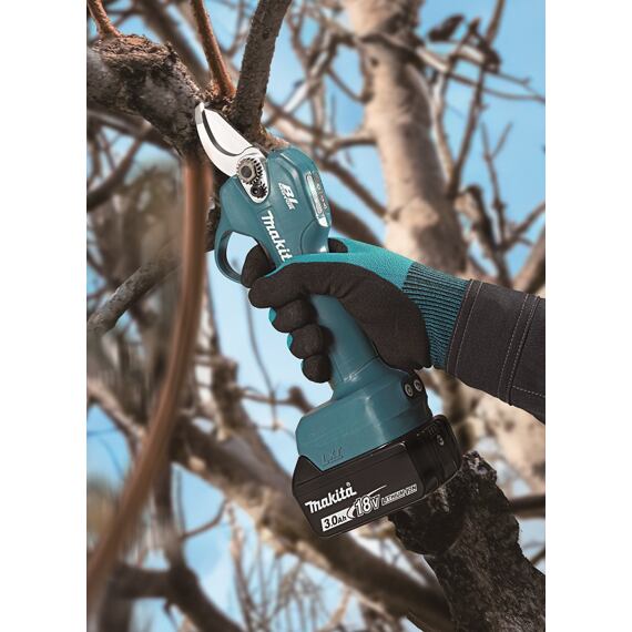 MAKITA DUP181Z aku nůžky na větve 18V LXT, střih 10-30mm, bezuhlíkový motor, bez baterie