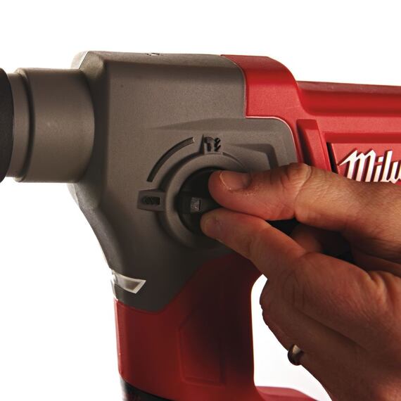 MILWAUKEE M12 FPP4A2-423B aku sada M12CH+M12FPD2+M12FCOT+M12RCDAB, 1*M12B4, 2*M12B2, taška