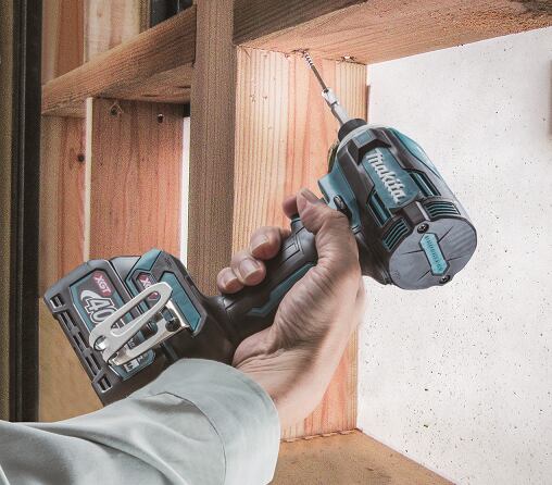 MAKITA TD001GZ02 aku rázový skrutkovač 1/4"Li-ion XGT 40V, 220Nm, 1/4" šesťhran, bez batérie