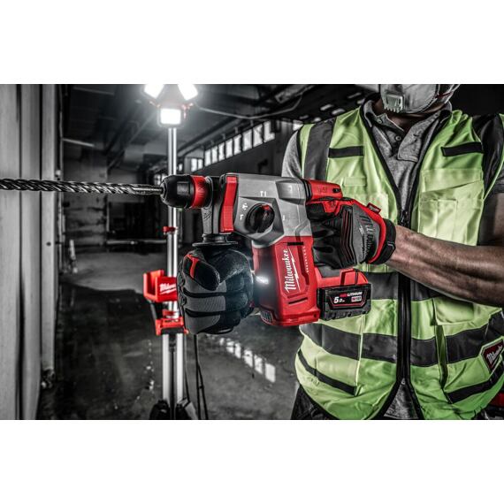 MILWAUKEE M18 BLHX-0X aku kombinované kladivo SDS+ 18V, 2,3J, systém FIXTEC, kufrík, bez batérie