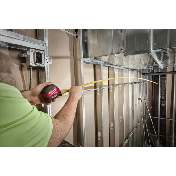 MILWAUKEE 4932471629 svinovací 8-metr STUD 2; 8m/26ft, 33mm
