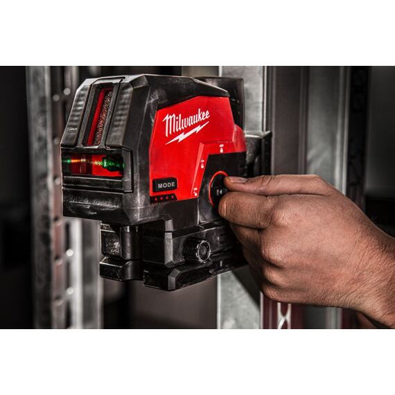 MILWAUKEE M12 CLLP-0C křížový liniový laser 12V, ZELENÝ, dosah 38m (s detektorem 50m), bez baterie