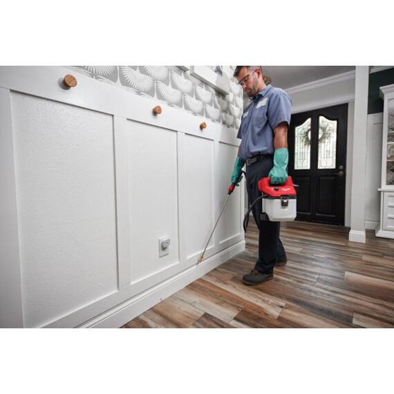 MILWAUKEE M12 BHCS3L-0 aku postrekovač 12V, tlak 5,5bar, 3 stupne nastavenia tlaku