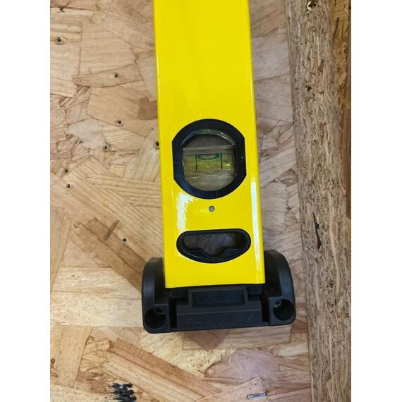 StealthMounts držák pro zavěšení vodováhy, úzký, 1 pár