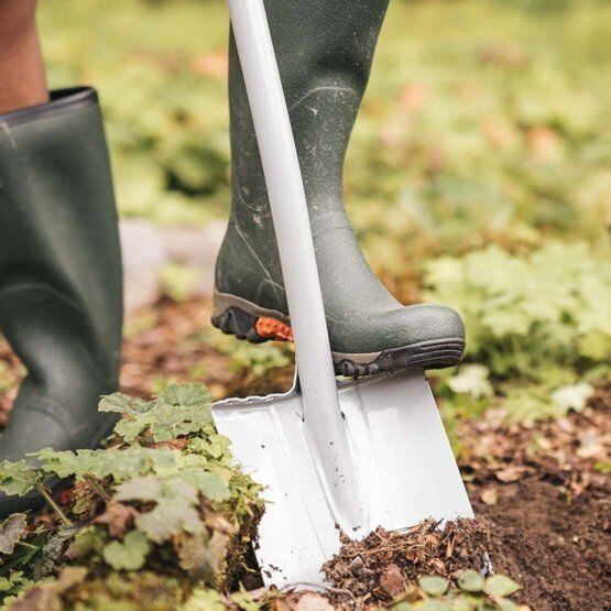 FISKARS 1066732 rýč Xact teleskopický 1,1-1,3m, špičatý