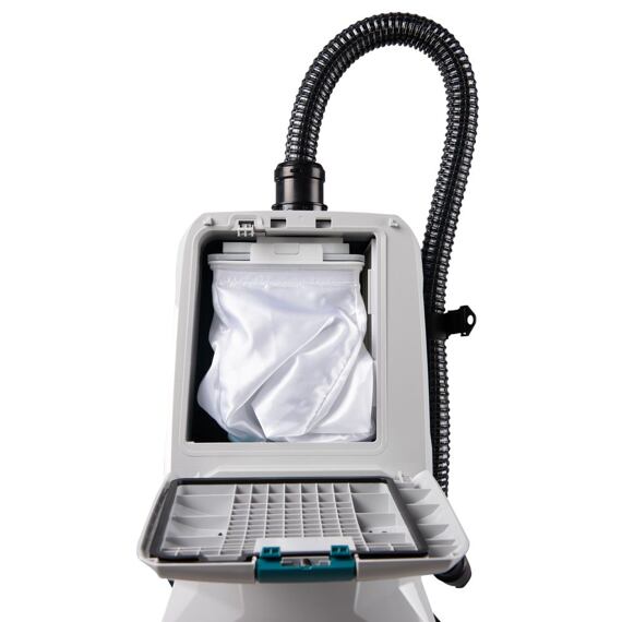 MAKITA VC011GZ aku zádový vysavač 40V XGT, obsah 6l, příslušenství, bez baterie
