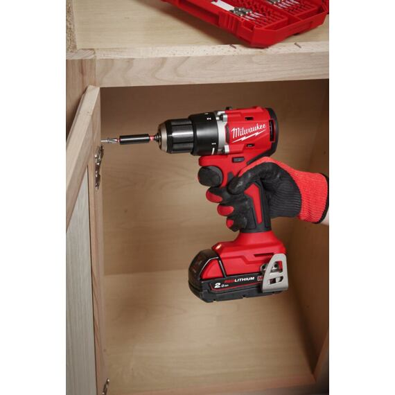 MILWAUKEE M18 BLDDRC-0X aku bezuhlíková vrtačka 18V, 61Nm, délka 145mm, bez baterie, kufr
