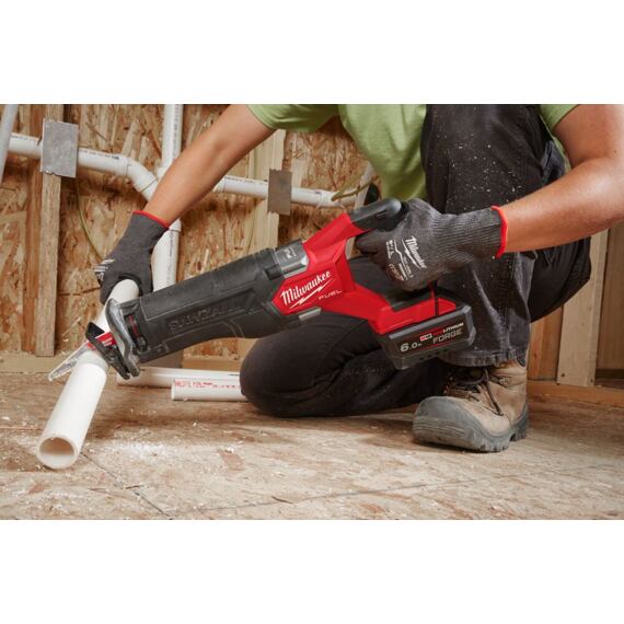 MILWAUKEE M18 FORGENRG-602 set 2*akumulátor M18 FORGE 6Ah + M18 DBSC supernabíječka