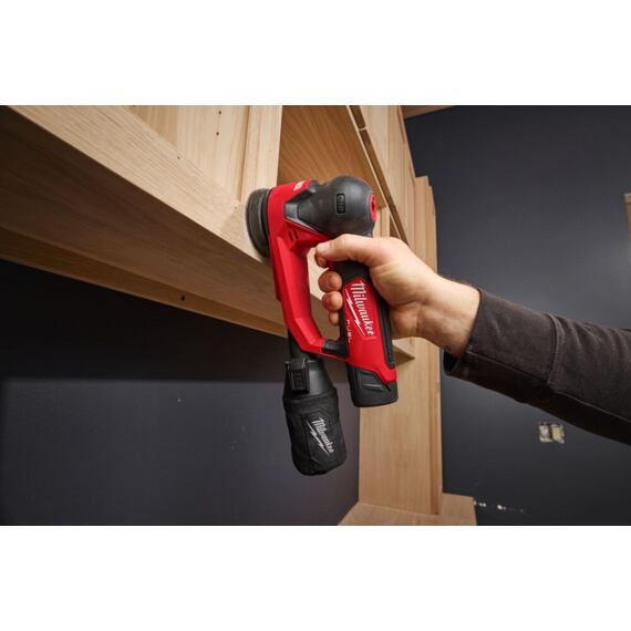 MILWAUKEE M12 FSDR75-0B aku excentrická bruska 12V, 75mm, bez baterie