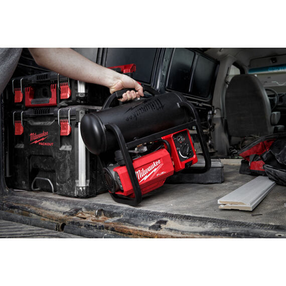 MILWAUKEE M18 FAC-0 aku kompresor 18V, 48l/min., max.tlak 9,31 bar, bez baterie