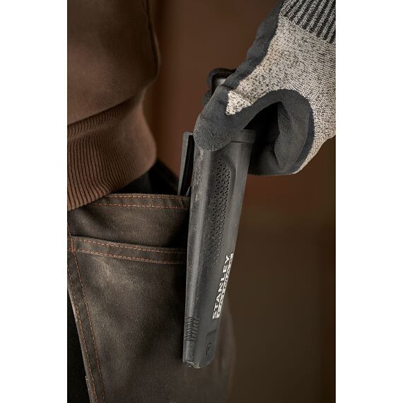 STANLEY FMHT10500-0 nůž s pevnou čepelí a pouzdrem