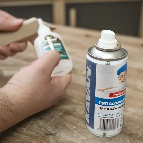 KAVAN Aktivátor PRO CA, 200 ml, spray pro rychleschnoucí lepidla Titebond, 154-KAV56.9984.EN