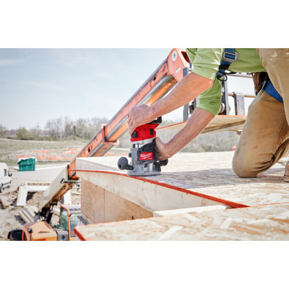MILWAUKEE M18 FR12-0X aku vrchní frézka 12mm 18V, bez baterie, kufr