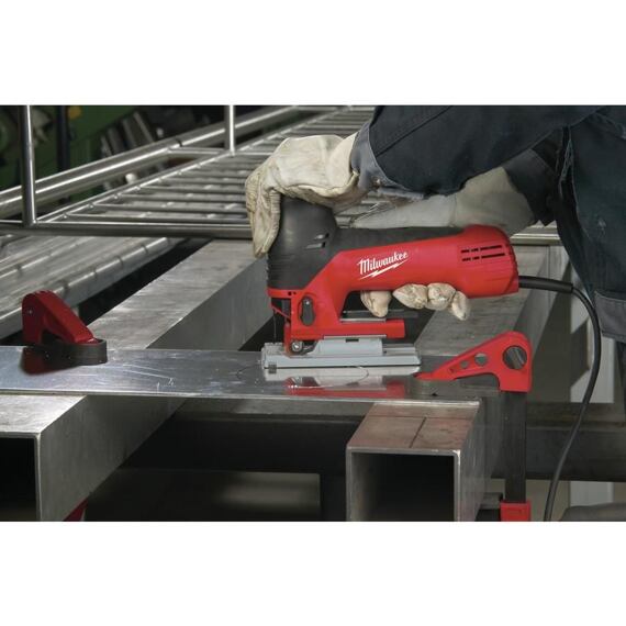 MILWAUKEE JS120X priamočiara píla 710W, 500-2800 kmitov/min.