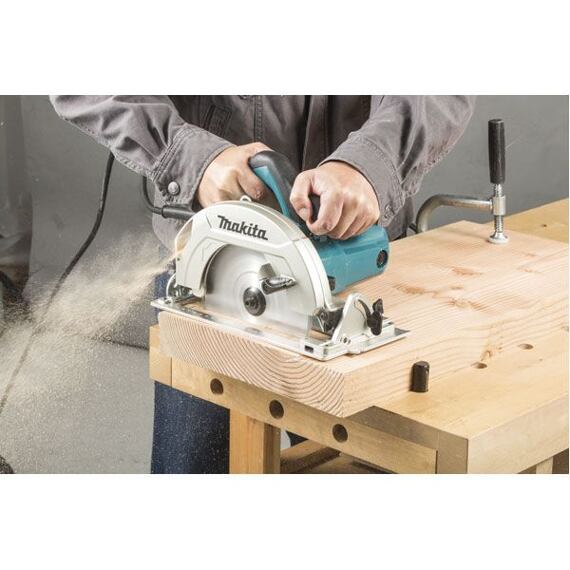 MAKITA HS7611J okružní pila 1600W, prořez 67mm, kotouč 190*30mm, systainer