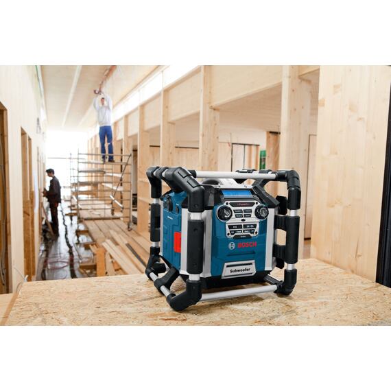 BOSCH GML 50 aku stavební rádio, 360° zvuk, nabíječka 14,4 a 18 V, provoz i 230V