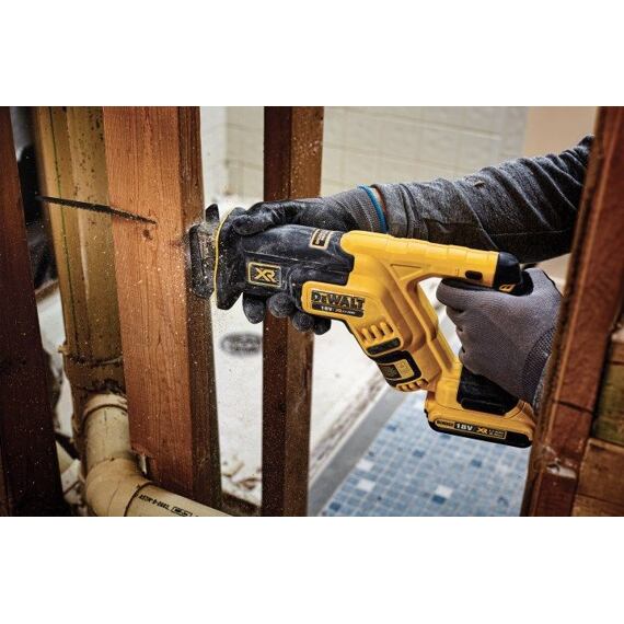 DeWalt DCS367N aku kompaktná mečová píla 18V, bez batérie
