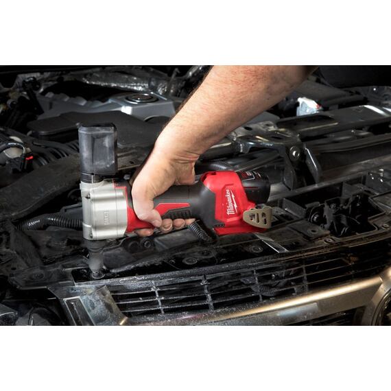 MILWAUKEE M12 BPRT-201X aku nitovačka 12V/2Ah, nity 2,4-3,2-4,0-4,8mm, Al, Fe, 1,88kg