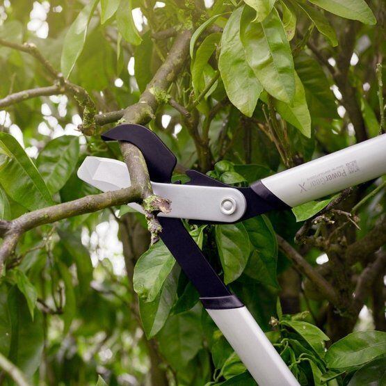 FISKARS 1020188 nůžky na silné větve PowerGear L/LX98