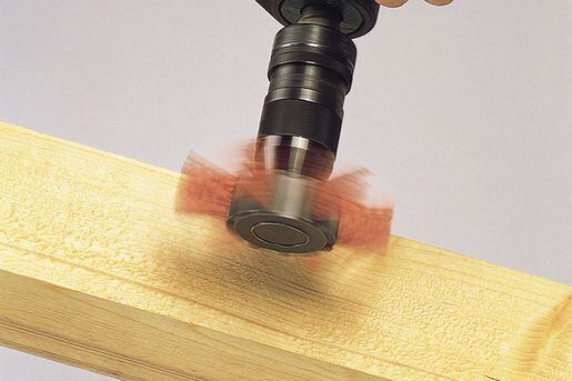 WOLFCRAFT nylonová kefa obvodový vejárový tvrdý pr.100mm, stopka 6mm šesťhran 1512000
