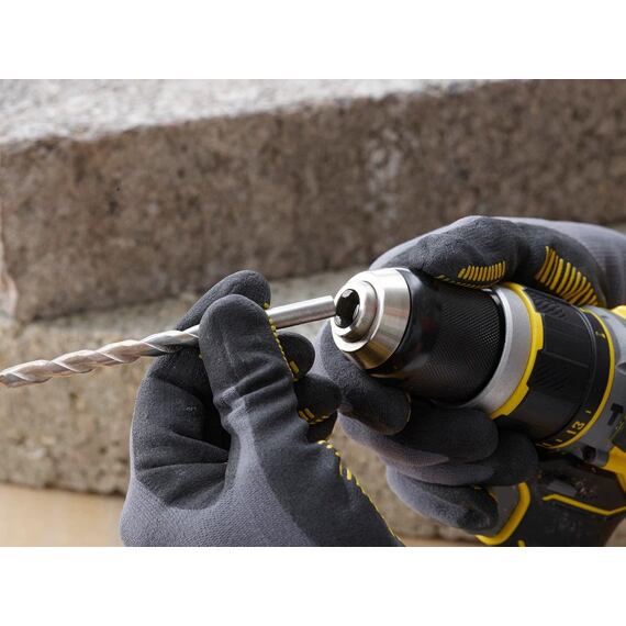 STANLEY SFMCD721D2K aku bezuhlíková príklepová vŕtačka 18V/2*2Ah, 80Nm, 0-600/2100 ot./min