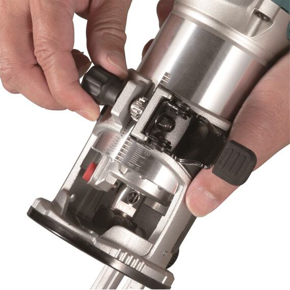 MAKITA RT0702CX2J frézka kombinovaná s príslušenstvom 710W, 6/8mm, systainer MAKPAC