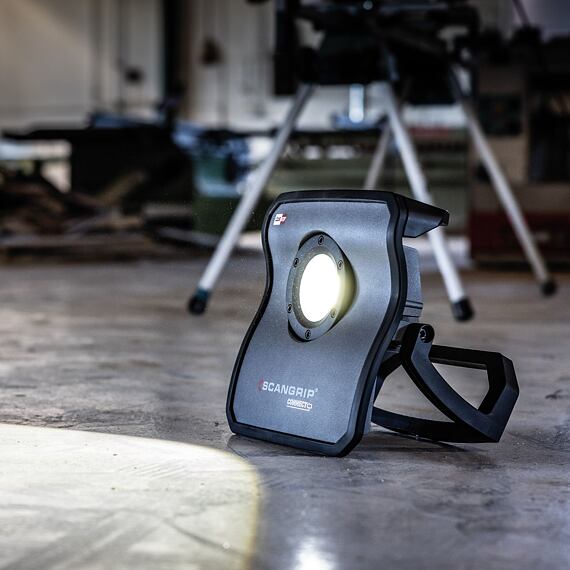 SCANGRIP NOVA 10 CONNECT aku LED reflektor 10000lm, robustný, supervýkonný, powerbank, IP65, 6102C