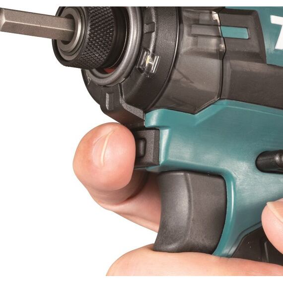 MAKITA TD002GD201 aku rázový utahovák 1/4" Li-ion XGT 40V/2*2,5Ah, 220Nm