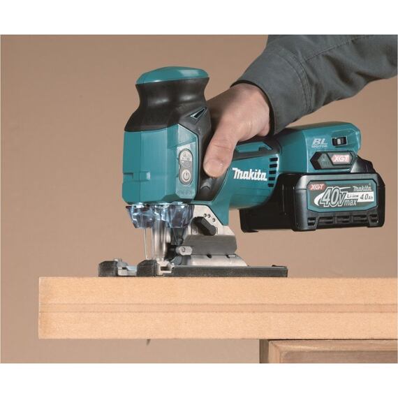 MAKITA JV001GM201 aku přímočará bezuhlíková pila XGT 40V/2*4Ah, systainer MAKPAC