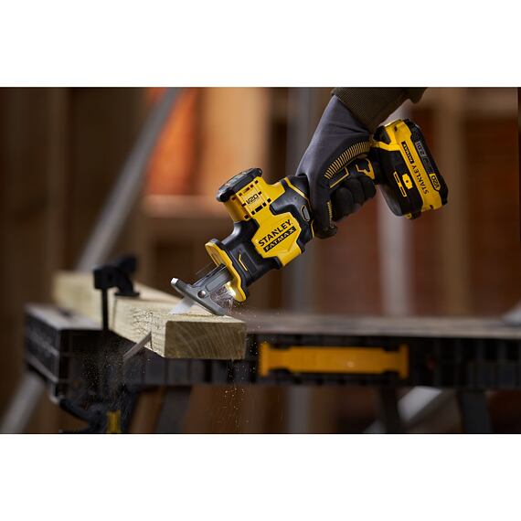 STANLEY SFMCS305B aku pila ocaska FATMAX V20,18V, bezuhlíková, bez baterie