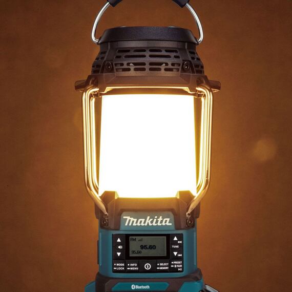 MAKITA DMR057 aku rádio s LED lampou 18V/14,4V Li-Ion, Bluetooth, tri svetelné módy, bez batérie