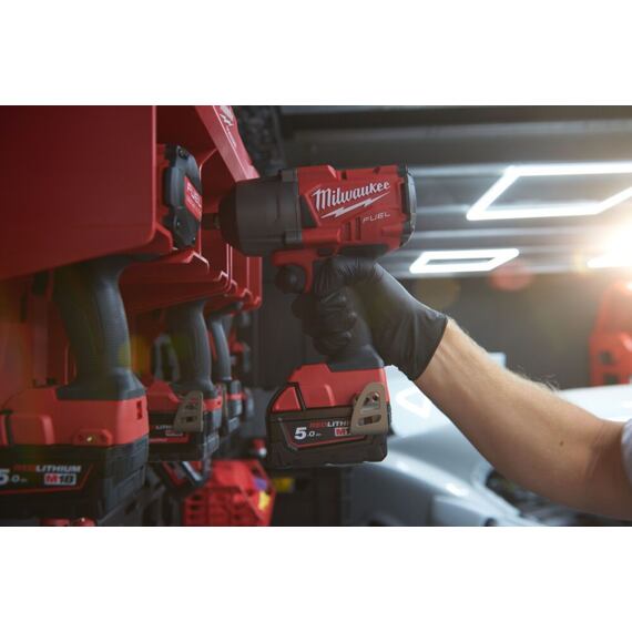 MILWAUKEE 4932493233 rukavice nitrilové jednorázove vel. 7/S, odolné vůči chemikáliím, balení 50ks
