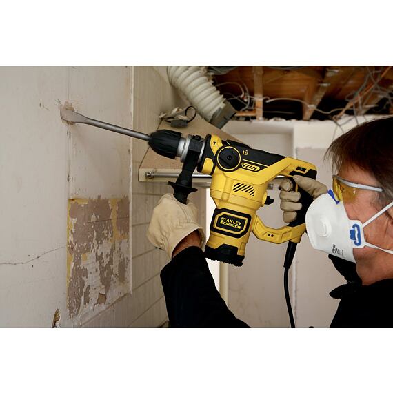 STANLEY FME1250K kombinované kladivo SDS+ 1250W, 3,5J, kufrík, + súprava sekáčov a vrtákov STA544