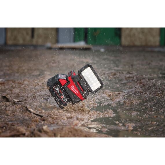 MILWAUKEE M18 ALIS-0 plošné svietidlo 1000lm, nasadené priamo na akumulátor, 4933498148