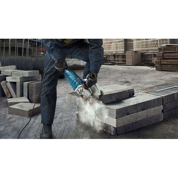 BOSCH GWS 24-230P úhlová bruska Professional 230mm, 2400W