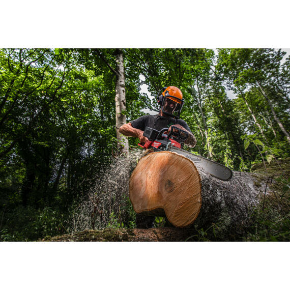 MILWAUKEE M18 F2CHS50-0 aku řetězová pila 2*18V, lišta 50cm, výkon cca 5,8HP, bez baterie