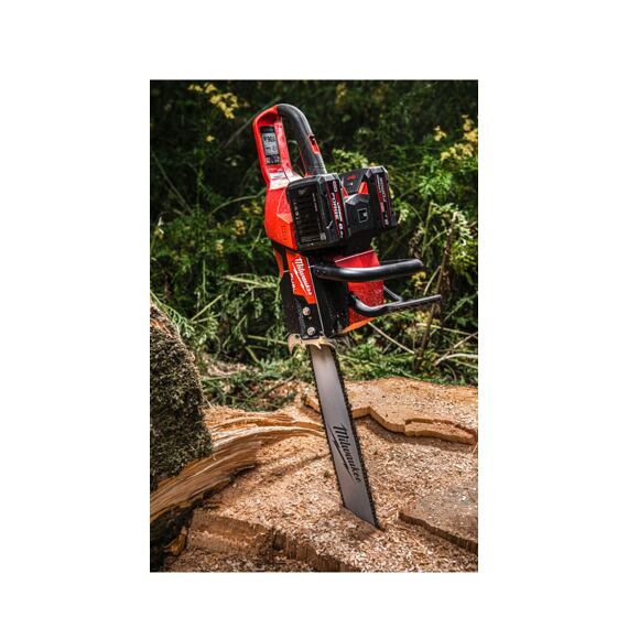 MILWAUKEE M18 F2CHS50-0 aku řetězová pila 2*18V, lišta 50cm, výkon cca 5,8HP, bez baterie