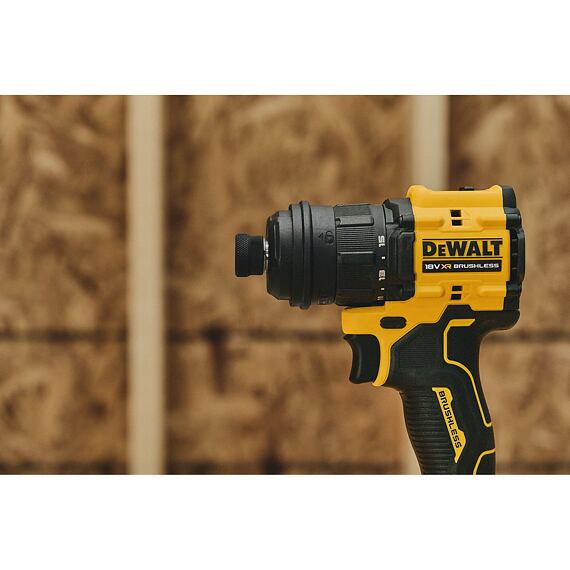 DeWalt DCD803NT aku bezuhlíková příklepová vrtačka a 4 výměnné hlavy 18V, 73Nm, kufr TSTAK, bez aku