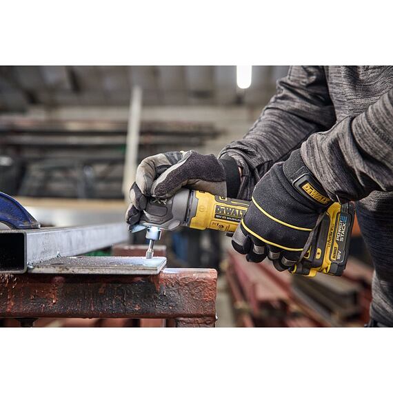DeWalt DCG421N pravoúhlá bezuhlíková bruska 18V XR, bez baterie, regulace 10000-24500 ot/min