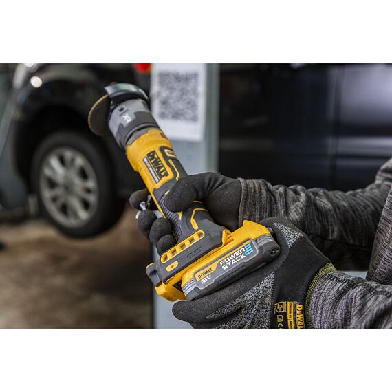 DeWalt DCG430N aku přímá řezačka 18V XR, pro kotouče 76mm, bezuhlíkový motor, bez baterie
