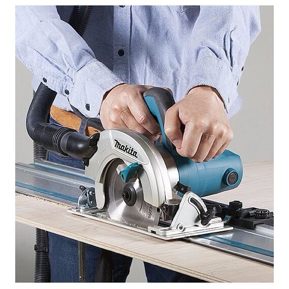 MAKITA HS6601 ruční kotoučová pila 165mm, 1050W