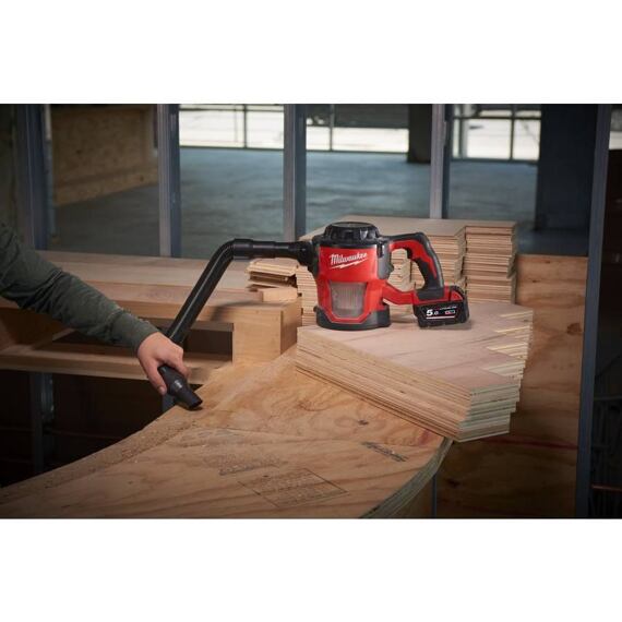 MILWAUKEE M18 CV-0 aku ručný vysávač 18V, bez batérie
