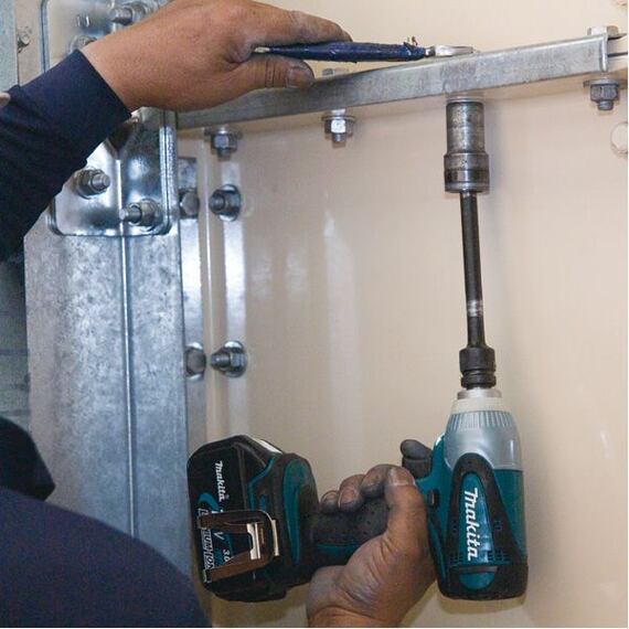 MAKITA DTW251Z aku rázový utahovák 1/2", 230Nm, 18V Li-ion bez baterie